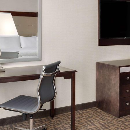 Wyndham Garden Buffalo Downtown מראה חיצוני תמונה