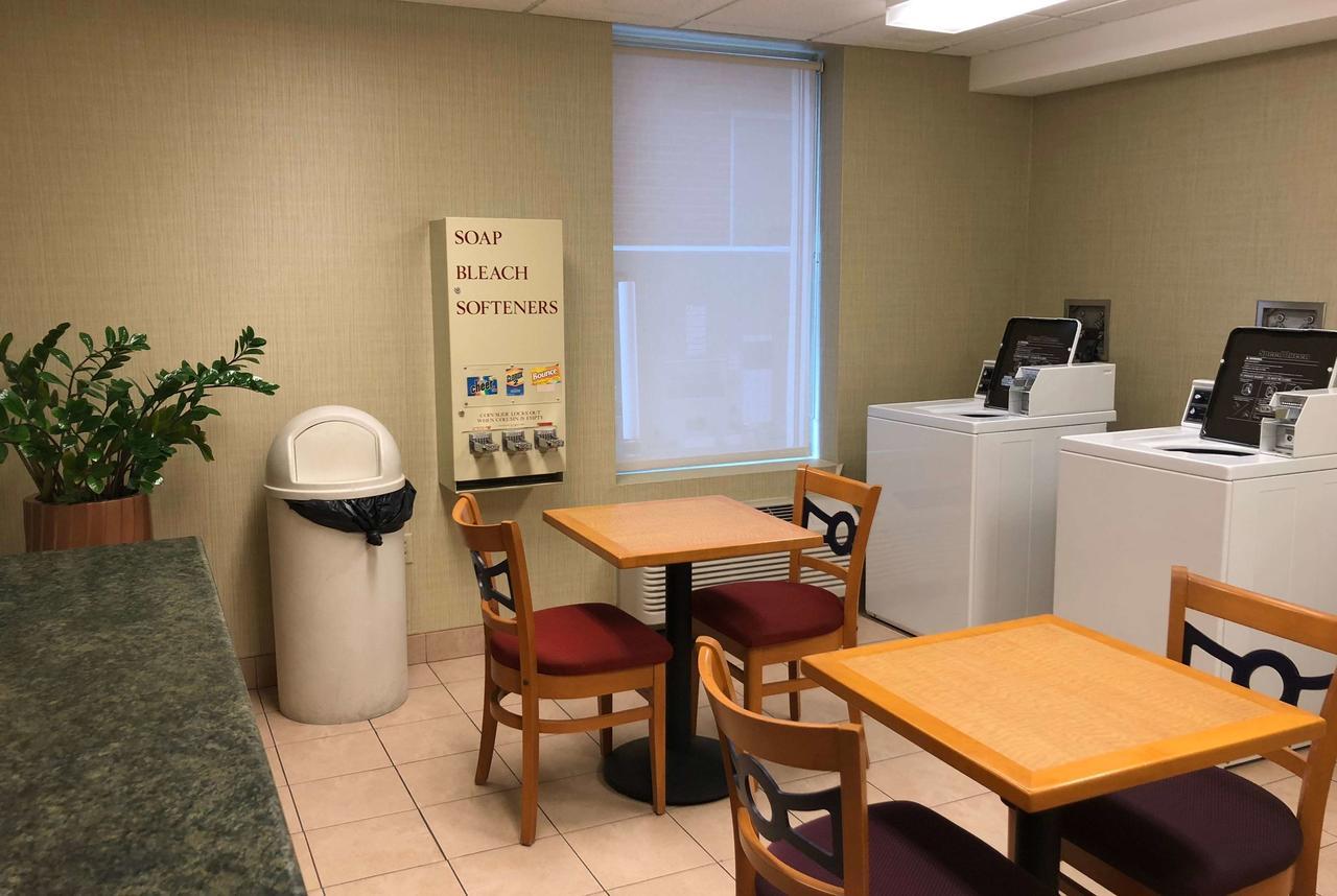 Wyndham Garden Buffalo Downtown מראה חיצוני תמונה