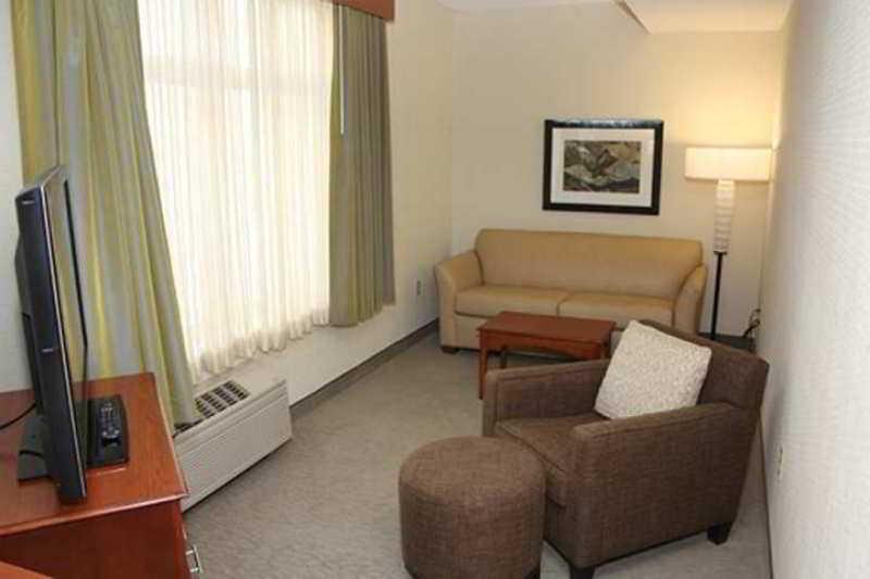 Wyndham Garden Buffalo Downtown מראה חיצוני תמונה